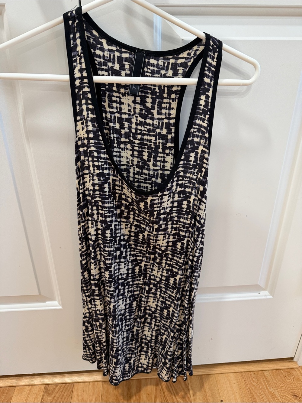 Wish Black and White Patterned Women's Tank Top